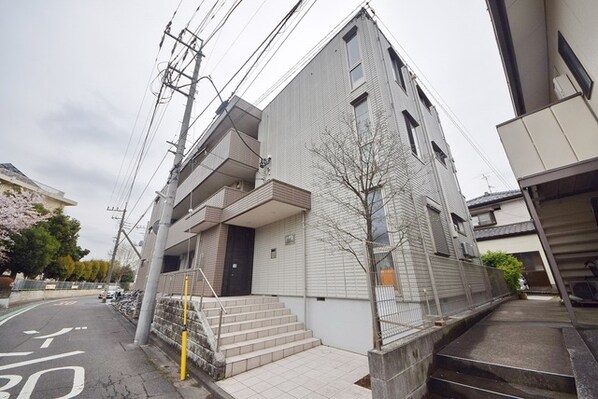 フォッサート・トレの物件外観写真